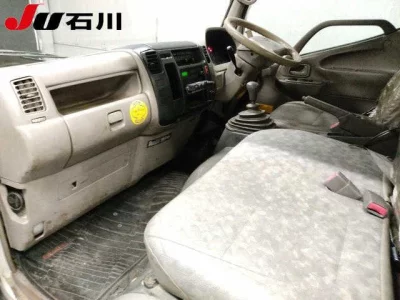 Hino DUTRO  с аукциона в Японии