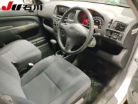 Toyota PROBOX лот № 106 оценка 3  с аукциона в Японии 2