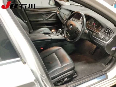 BMW 5-Series  с аукциона в Японии