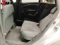 Honda FIT лот № 8006 оценка 3  с аукциона в Японии 4