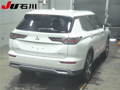 Mitsubishi OUTLANDER PHEV