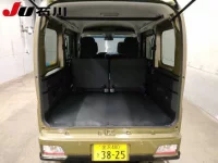 Daihatsu ATRAI VAN лот № 3046 оценка 6  с аукциона в Японии 5