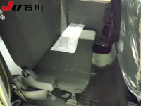 Daihatsu ATRAI VAN лот № 3046 оценка 6  с аукциона в Японии 6