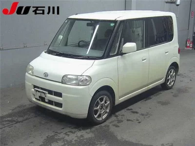 Daihatsu TANTO  с аукциона в Японии