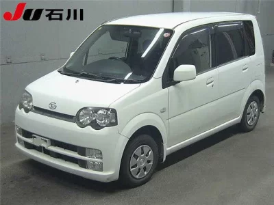 Daihatsu MOVE  с аукциона в Японии