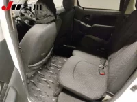 Toyota FUNCARGO лот № 4109 оценка 3.5  с аукциона в Японии 4