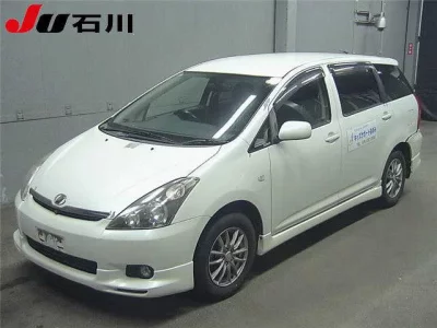 Toyota WISH  с аукциона в Японии