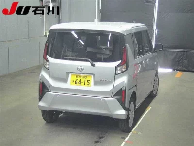 Daihatsu MOVE  с аукциона в Японии