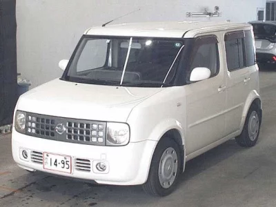 Nissan CUBE  с аукциона в Японии