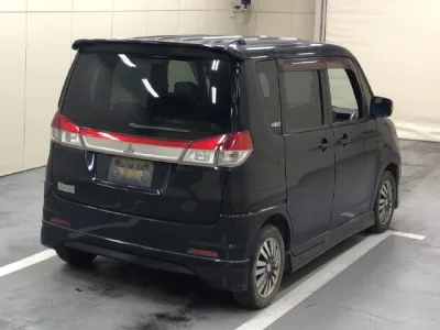 Mitsubishi DELICA D2