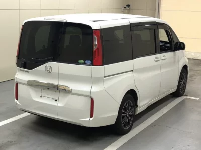 Honda STEP WAGON  с аукциона в Японии