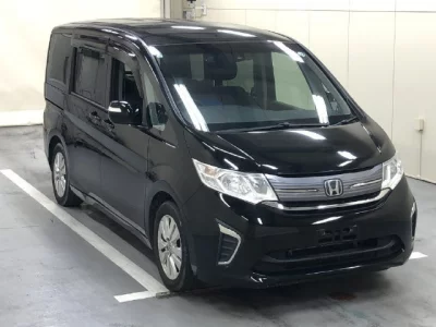 Honda STEP WAGON  с аукциона в Японии