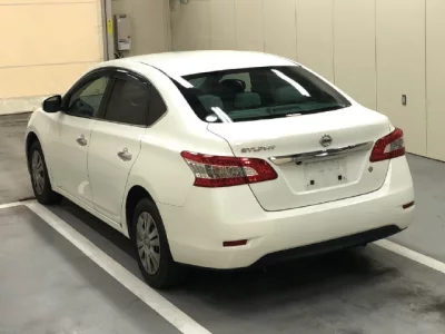 Nissan SYLPHY