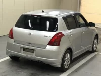 Suzuki SWIFT лот № 1092 оценка 3.5  с аукциона в Японии 3