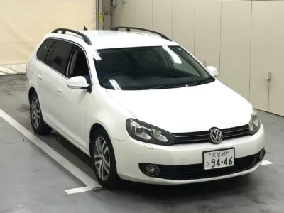 Volkswagen GOLF VARIANT