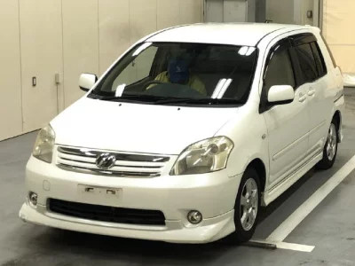 Toyota RAUM