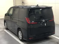Toyota NOAH лот № 5841 оценка 4  с аукциона в Японии 1
