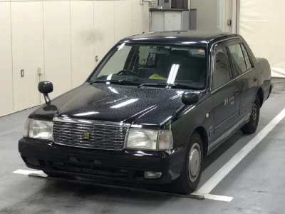 Toyota CROWN COMFORT  с аукциона в Японии