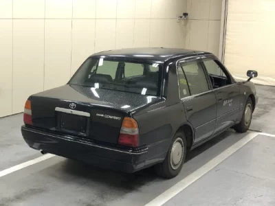 Toyota CROWN COMFORT  с аукциона в Японии