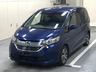 Honda FREED  с аукциона в Японии
