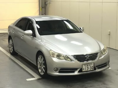 Toyota MARK X  с аукциона в Японии