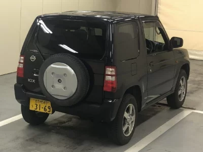 Nissan KIX  с аукциона в Японии