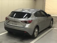 Mazda AXELA лот № 2310 оценка 3.5  с аукциона в Японии 3