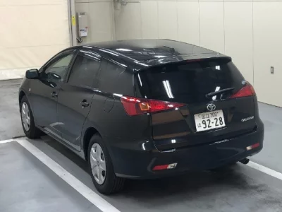 Toyota CALDINA  с аукциона в Японии