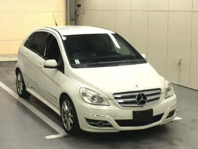 Mercedes-Benz B CLASS