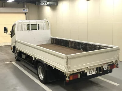 Hino DUTRO  с аукциона в Японии