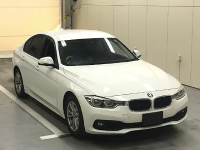 BMW 3-Series  с аукциона в Японии