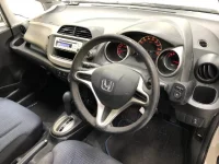 Honda FIT лот № 3084 оценка 4  с аукциона в Японии 5