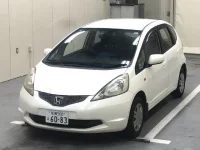 Honda FIT лот № 3084 оценка 4  с аукциона в Японии 2