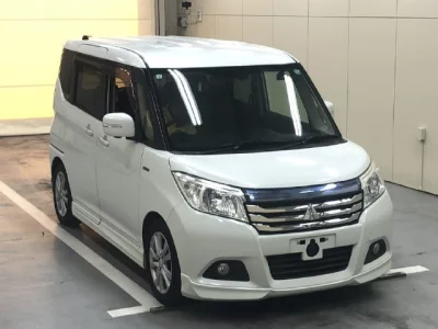 Mitsubishi DELICA D2