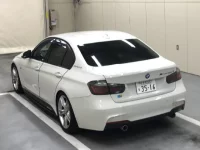 BMW 3-Series лот № 6174 оценка 3.5  с аукциона в Японии 1