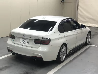 BMW 3-Series  с аукциона в Японии