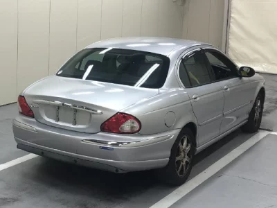 Jaguar X TYPE