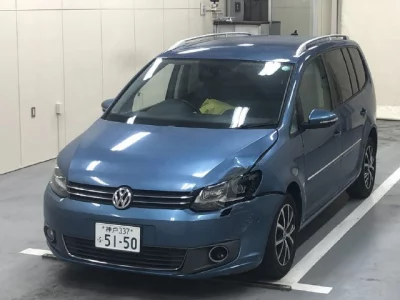 Volkswagen GOLF TOURAN