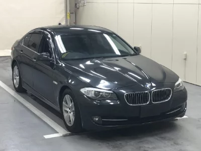 BMW 5-Series  с аукциона в Японии