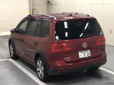 Volkswagen GOLF TOURAN