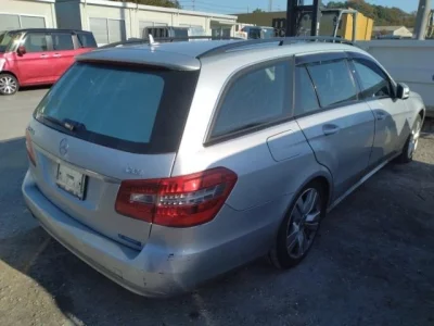 Mercedes-Benz E CLASS WAGON