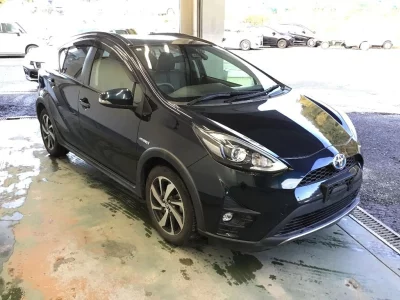 Toyota AQUA  с аукциона в Японии