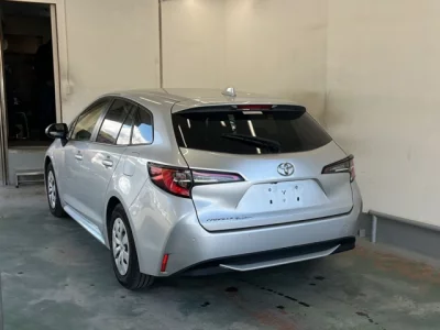 Toyota COROLLA TOURING  с аукциона в Японии