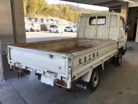 Toyota HIACE TRUCK лот № 1027 оценка 3.5  с аукциона в Японии 3