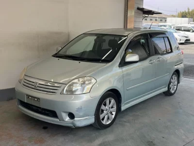 Toyota RAUM