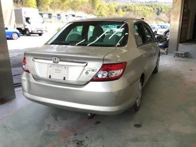 Honda FIT  с аукциона в Японии