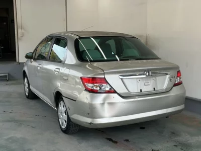 Honda FIT  с аукциона в Японии