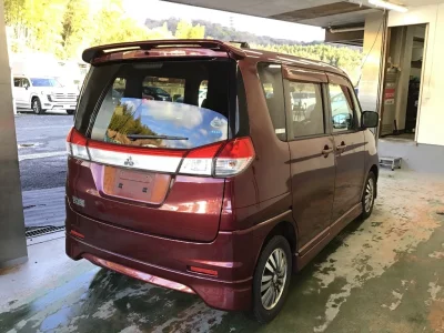 Mitsubishi DELICA D2