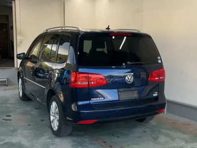Volkswagen GOLF TOURAN