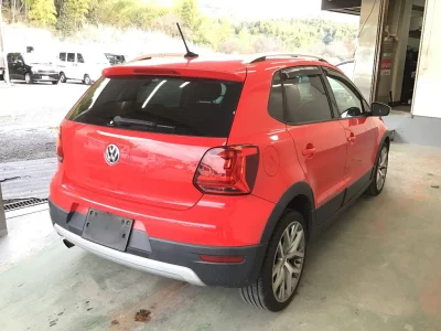 Volkswagen CROSS POLO